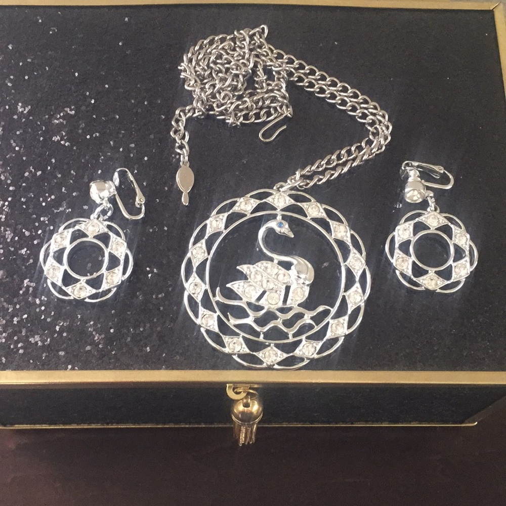 Vintage Sarah Coventry Swan Lake Necklace & Clip Earrings Set